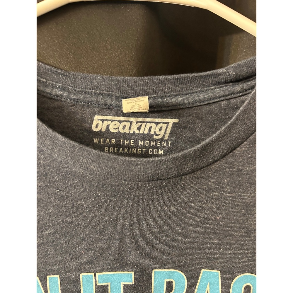 BreakingT UNC North Carolina Run It Back Basketball T-Shirt Navy Blue Small - Picture 3 of 4